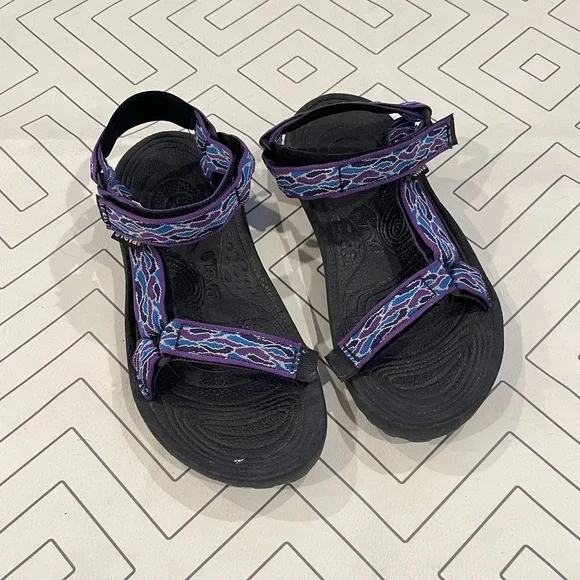 Teva Velcro Sandals - Picture 1 of 9